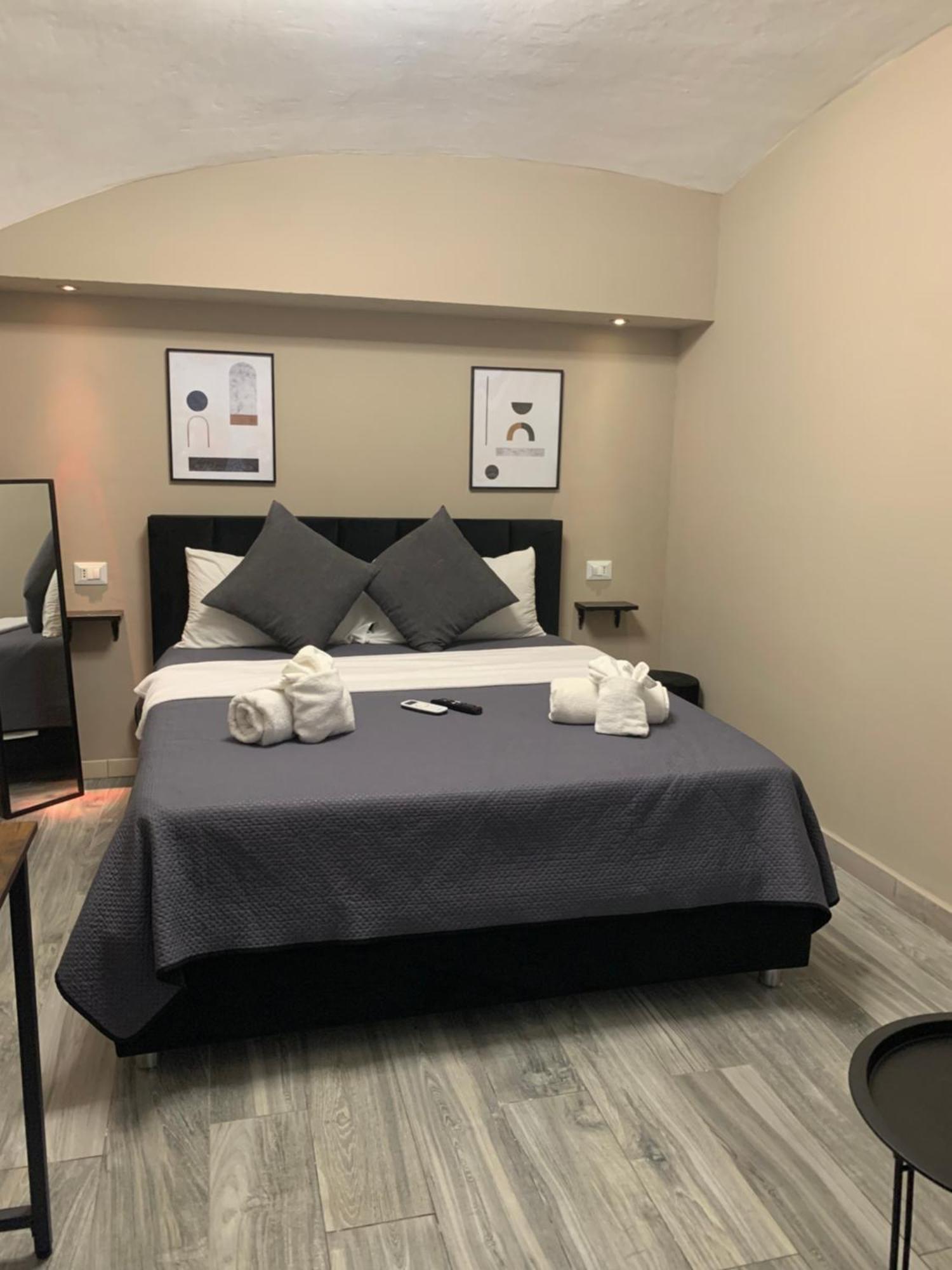 Pendino Rooms نابولي المظهر الخارجي الصورة